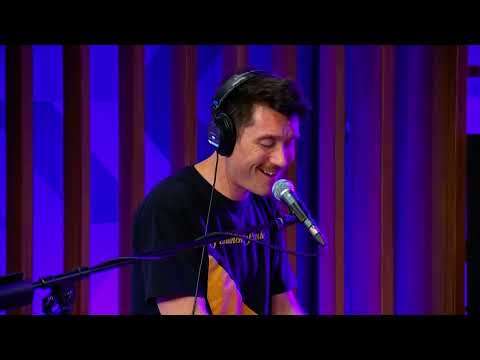 dan bastille's (& friends) acoustic session on alt nation!