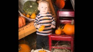 preview picture of video 'Thomas in the Pumpkin Shed'