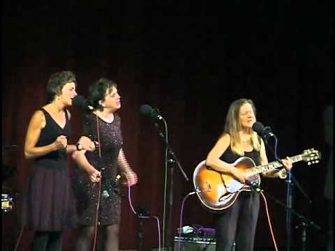 Girls from Mars: Evenin