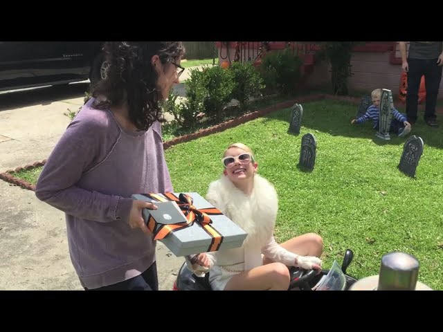 Scream Queens presents "Chanel-'o-ween"