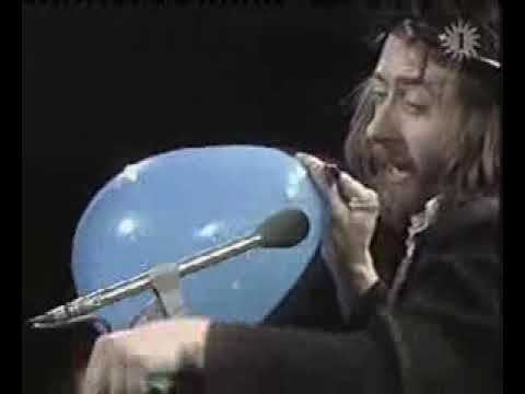 Urbanus - De Goochelaar Live 1979