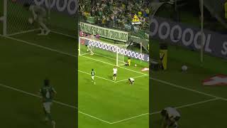 ALGUÉM DÁ UM GPS DO BIDU! O CARA METEU ESSE GOL CONTRA BIZARRO CONTRA O MAIOR RIVAL #shorts