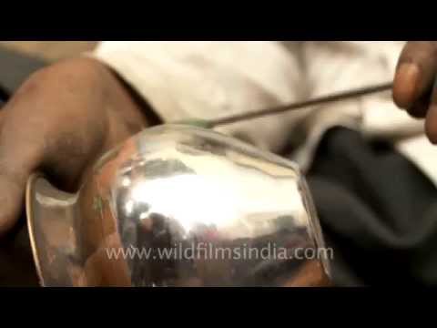 Street-side metal cleaner: Odd Jobs in India