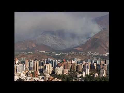 Incendio forestal de gran magnitud afecta a Las Condes en Santiago de Chile // Noticias.lat