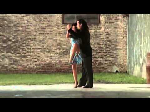  Geraldine Rojas  and  Pablo Veron  are  dancing  to  a  tango