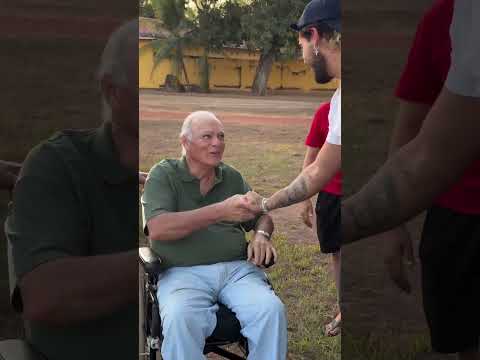 Zé Felipe recebendo o carinho dos fãs em Britânia Go p show 🙌✅#zefelipe #feedshorts