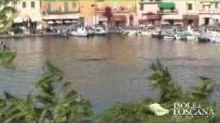 preview picture of video 'Arrivano le balene a Portoferraio - Isola d'Elba'