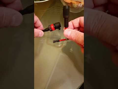 Магнитный держатель бит 73мм 1/4 с фиксатором Shockwave IMPACT DUTY™ MILWAUKEE 4932459398 Магнитный держатель бит 73мм 1/4 с фиксатором Shockwave IMPACT DUTY™ MILWAUKEE 4932459398