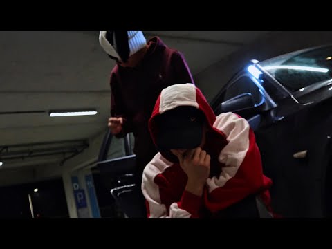 Blarrin and Per Dżinn