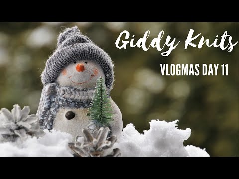 Giddy Knits - Vlogmas Day 11 - The Cupboard Under The Stairs