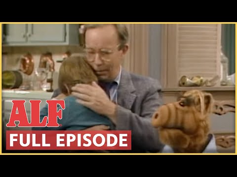 "Looking for Lucky" | ALF | FULL Episode: S1 Ep3