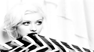 Christina Aguilera: Falling In Love Again (Subtitulado en español)