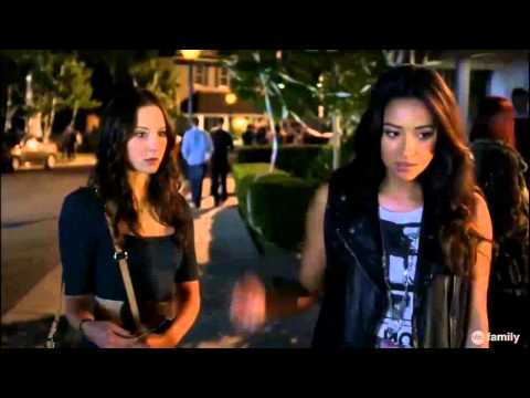 Pretty Little Liars - Spencer vs Emily - "Gamma Zeta Die"  4x05