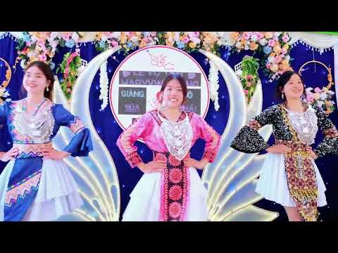 Nej Hom Zoo Zoo Nkauj - Hmood dance