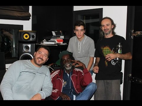 Dudley Sibley - Love In Our Nation (Rehearsal in Uruguay)