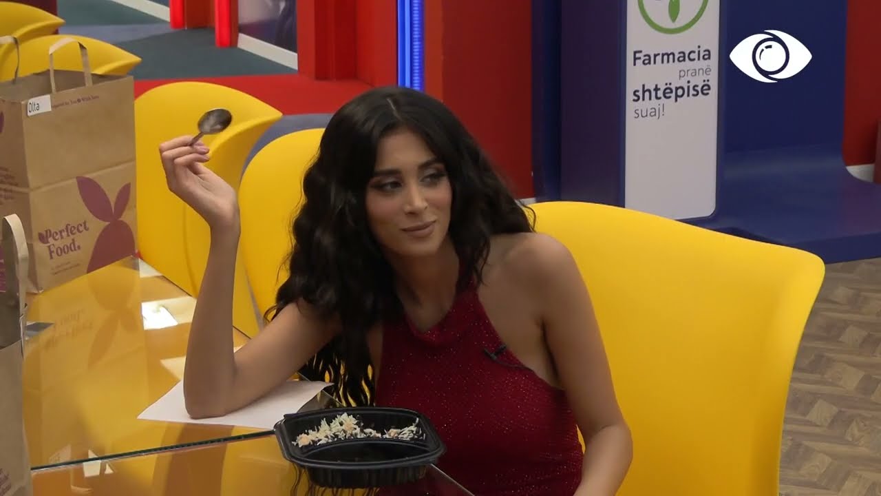 “Je në proces legalizimi?”, banorët ngacmojnë Antonetën për partnerin e saj