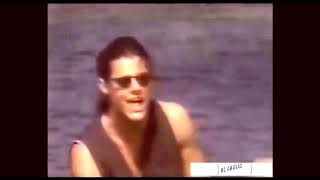 Entre el amor y los halagos Ricky Martin ( Vídeo Oficial )