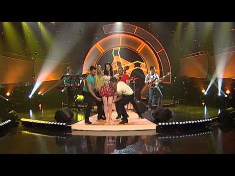 Muri Enikő és Nagy Laci & Zenekara - The edge of glory