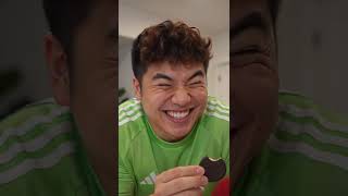 Download lagu She thought it was a sweet snack… until she bit into SOLID PLASTIC! 🍪💀 mp3
