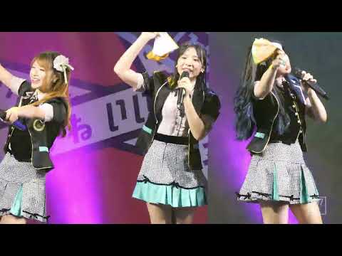 220122 CGM48 Kaning - Melon Juice @ BNK48 x CGM48 POP UP Mini Concert [Fancam 4K 60p]