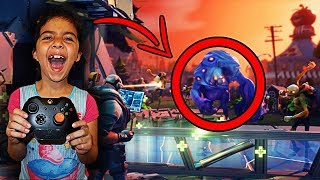 MY 5 YEAR OLD LITTLE SISTER PLAYS FORTNITE SAVE THE WORLD FOR THE FIRST TIME! YOU WON'T BELIEVE IT!!