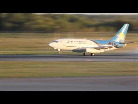Classic Boeing 737-200 Landing in Ottawa (YOW)