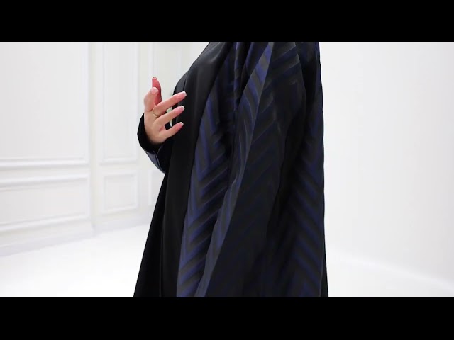 عباية لف بطابع مميز 1212218