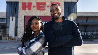 H-E-B Spotlight: Vicky Cakes Pancake & Waffle Mix