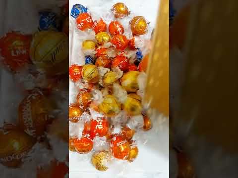 Assorted Lindt Lindor Chocolate Unboxing! #shorts #asmrvideo #lindorchocolate