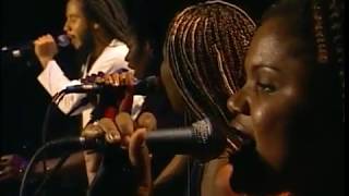 Look Who&#39;s Dancing - Ziggy Marley &amp; The Melody Makers Live at HOB Chicago (1999)