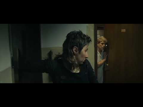 siostra bez powodu wszczęła awanturę - "Pod mocnym aniołem"