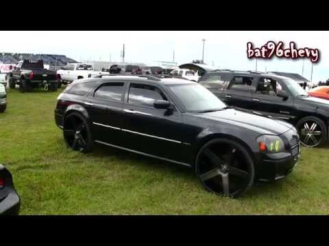 Black Dodge Magnum on 28" DUB Baller Wheels - 1080p HD