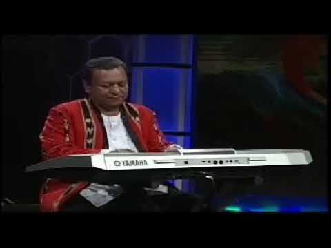 Putus cinta bukan biasa     Cipt   :  Jhino Tuhumury     Voc   :  Novita Indriyati