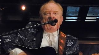 Peter Asher and Albert Lee - A World Without Love - Milwaukee, WI - August 12, 2016 LIVE