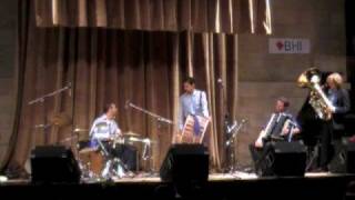 Ot Azoj Klezmer Band in Buenos Aires - Percussion Solo
