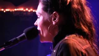 Beth Hart - Soul Shine (Live Acoustic)