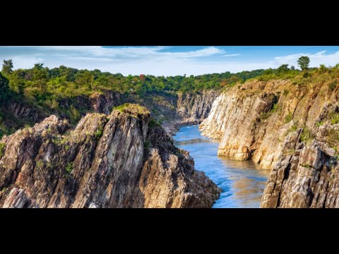 Mesmerizing Beauty of Bhedaghat Waterfall | Natural Soundscape | Jabalpur, India