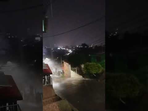 De un momento a otro nos llovió en Chaparral Tolima 💯🥶💯