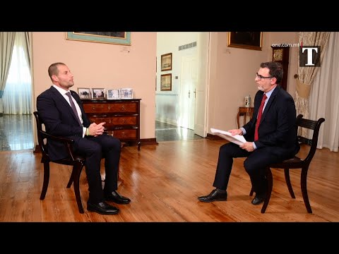 IL-PM INTERVISTAT MIT-TIMES DWAR DIVERSI TEMI