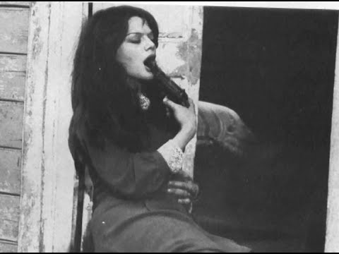 'Tina Aumont 10 years in another Town'