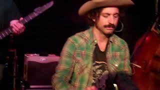 Steve Earle &amp; the Dukes &quot;Lookin&#39; For a Woman&quot; Helotes, Texas-20 December 2017