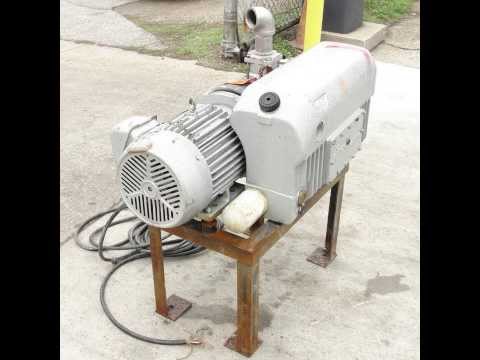 Busch Series R5 oil lubricated rotary vane vacuum pump