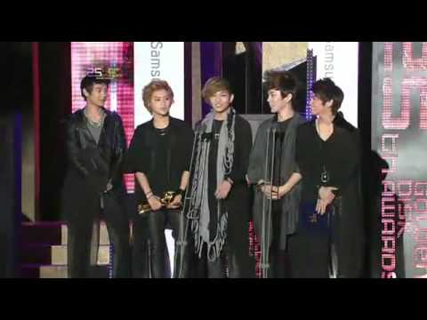 101209 SHINee 1st  Ceci Bonsung award @ GDA 2010