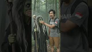 Download lagu Mak Lampir tertawa gaul mp3