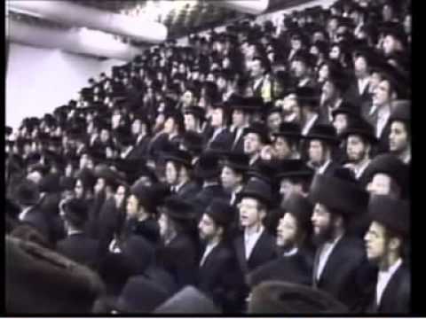 Visnitz Rebbe R' Moshe Hager @ his einikel's (ben R' Mendel) wedding