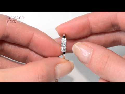 FT23-72XUY - Lovely Chloe 18K White Gold 3 Stone Diamond Ring 0.50CT G/VS