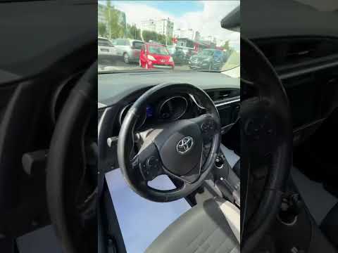 фото toyota auris ii рестайлинг 0