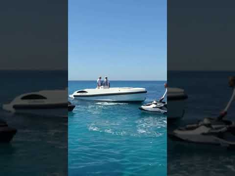 $2,000,000 per WEEK to charter // LANA  Benetti 107m by Imperial Yachts