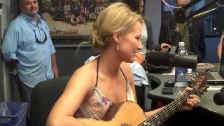 Jewel Sings &quot;Cold with Me&quot;