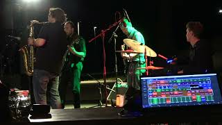 Video LUCI, bee and hapiness